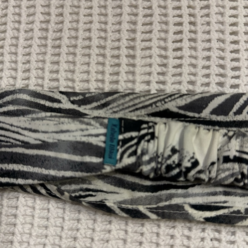 Kahele Maui Handmade Headwrap Black & White Waves Print OS - Picture 9 of 13